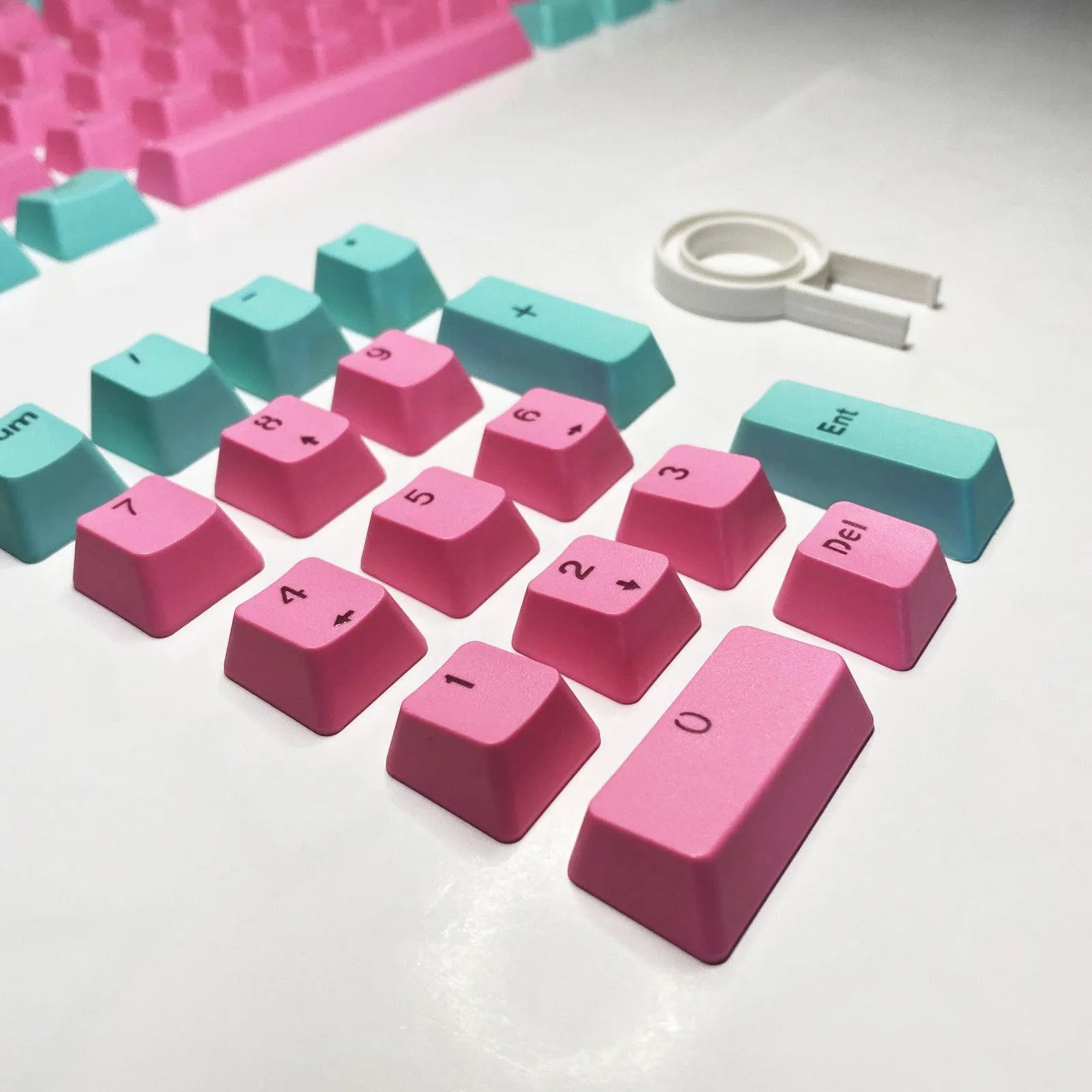 104 Doubleshot OEM PBT Keycaps (Miami)