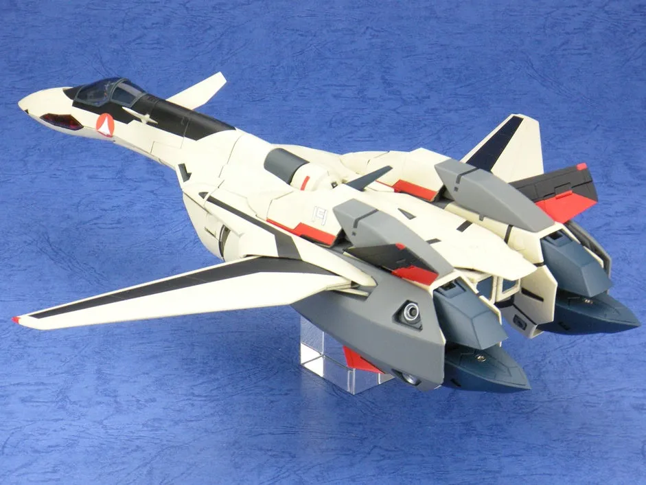 Arcadia Macross Plus 1/60 VF-19 with Fast Pack 40th Anniversary Action Figure