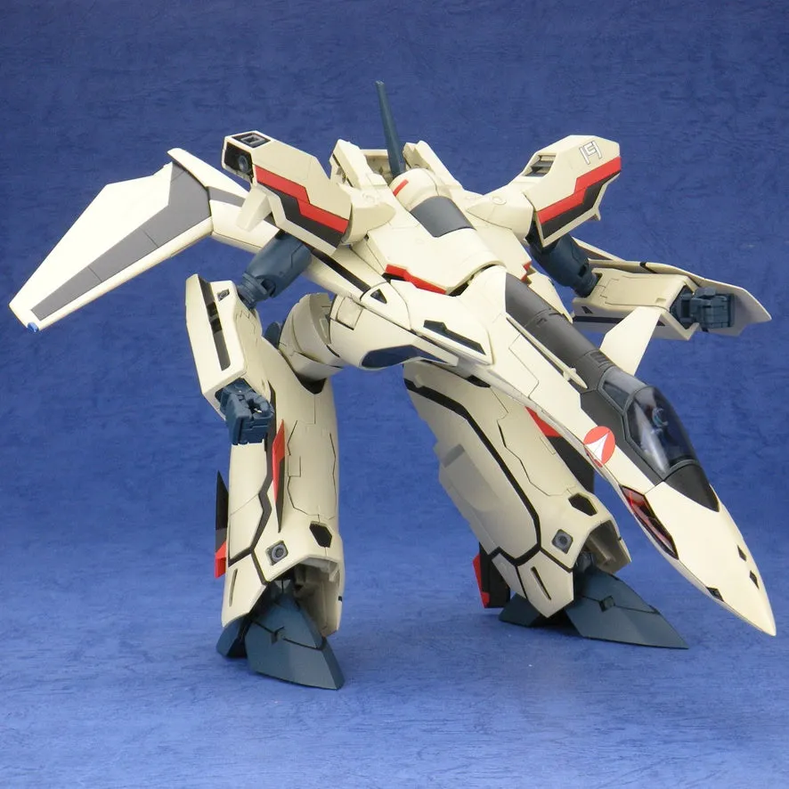 Arcadia Macross Plus 1/60 VF-19 with Fast Pack 40th Anniversary Action Figure