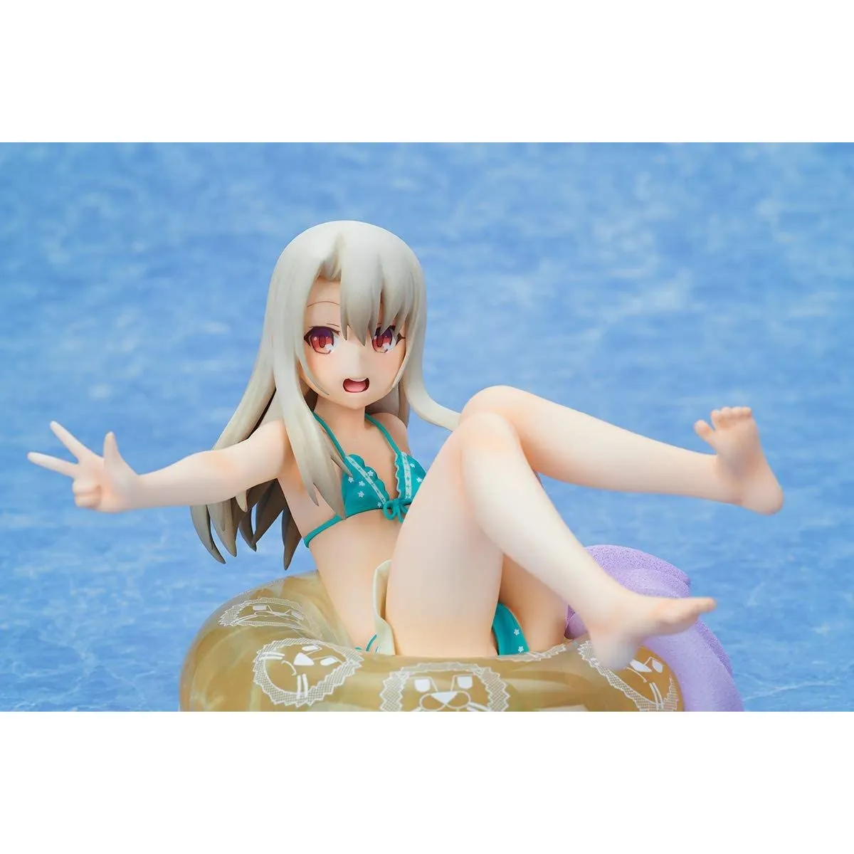 Bell Fine Fate/kaleid Liner Prisma Illya: Prisma Phantasm: Illyasviel von Einzbern (Swimsuit Version) 1:6 Scale Figure