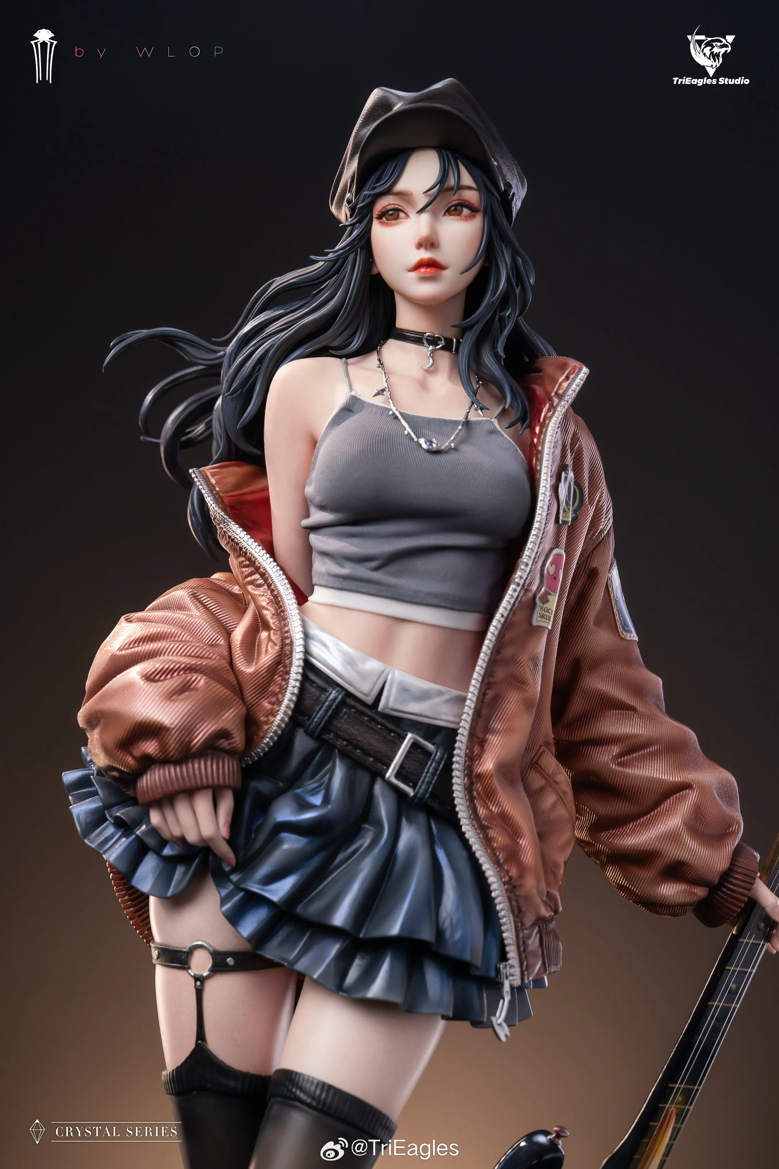 Cloud Worm Series - Yun Chon First Encounter (Black Shirt Edition) by WLOP 1/4 Scale Statue