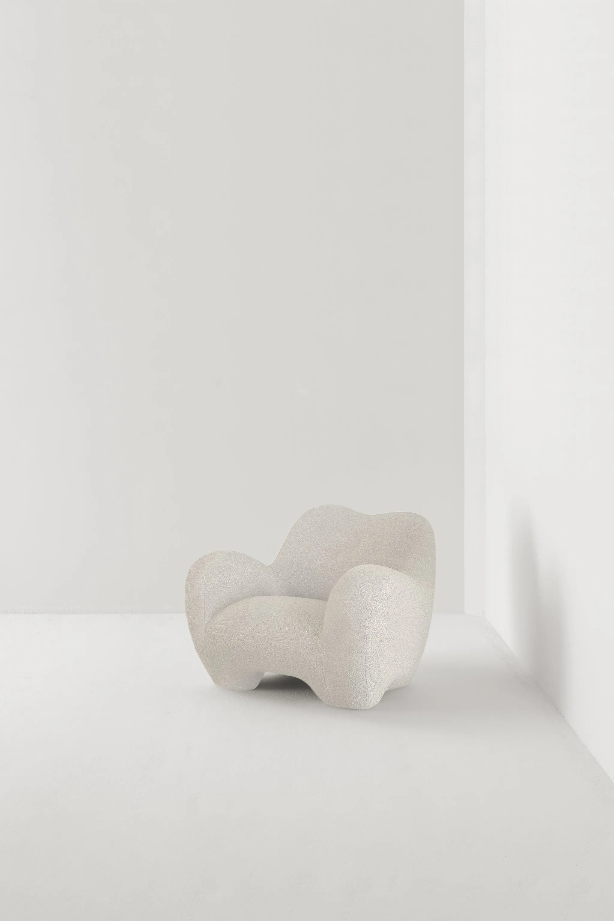 GUMMY ARMCHAIR / ISMAY BOUCLE JASMINE