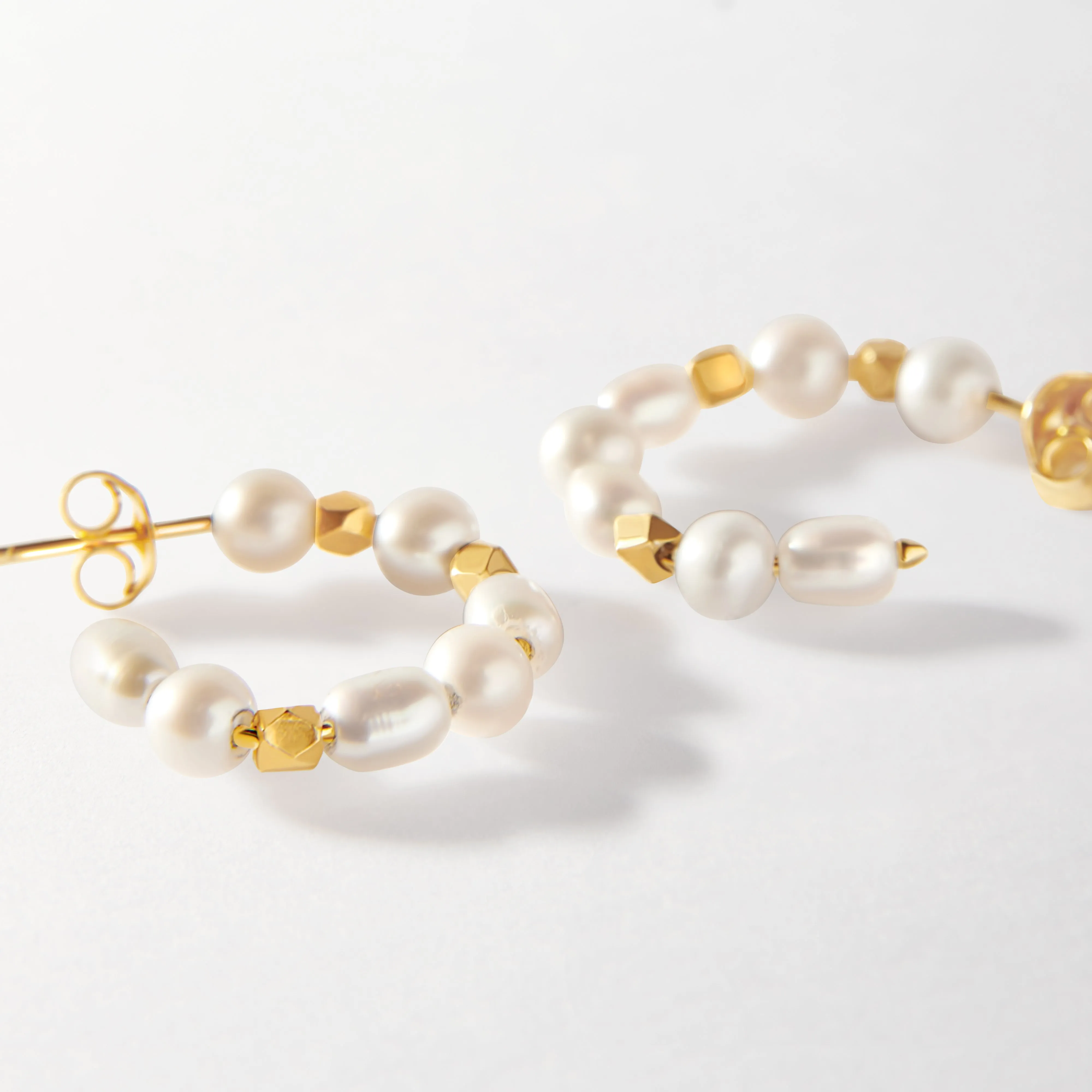 Victoria Havana Pearl Hoop Earrings